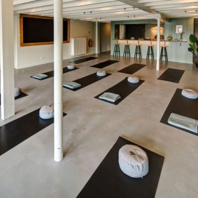 fries-en-fruitig_afb_yoga-retreat_6.jpg